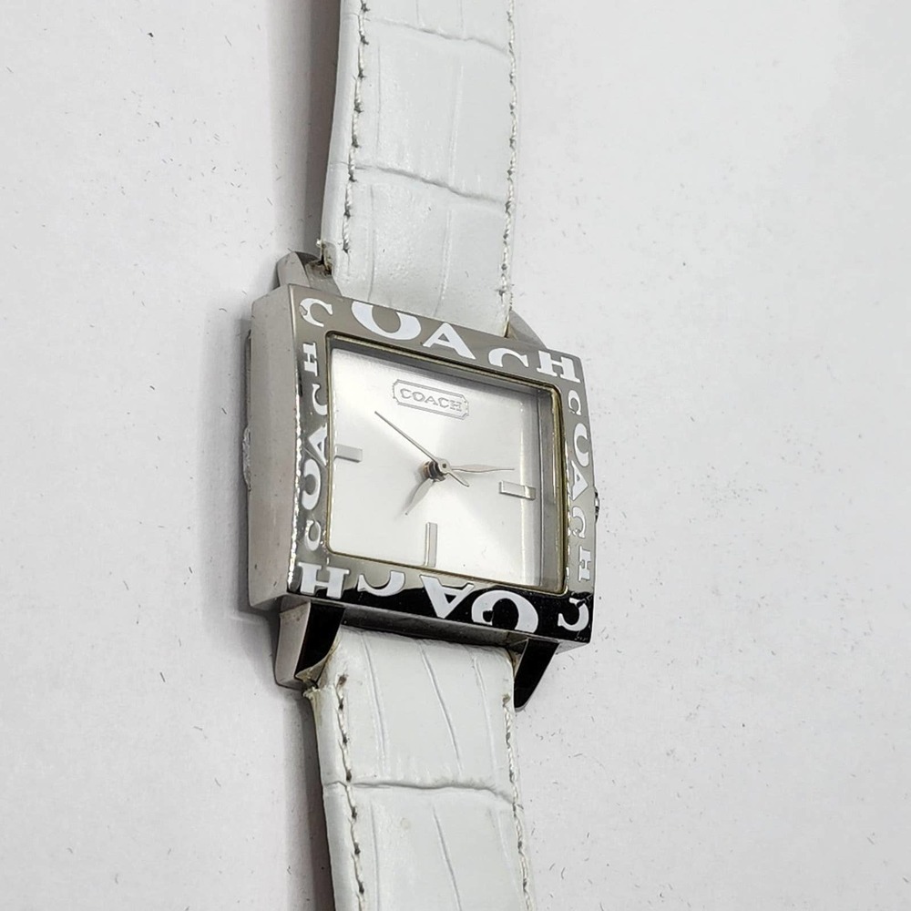 Coach white square rectangle leather watch silver logo motif women's ladies - Picture 6 of 7